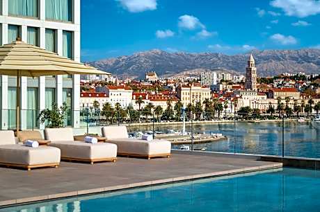 Hotel Ambasador