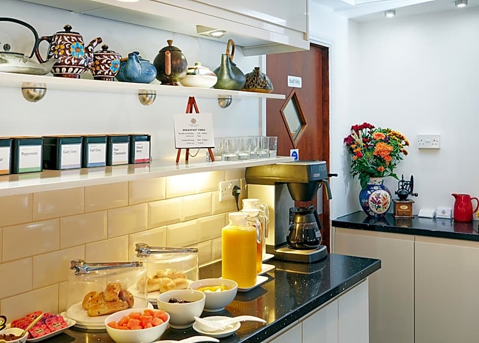 Conifers Guest House