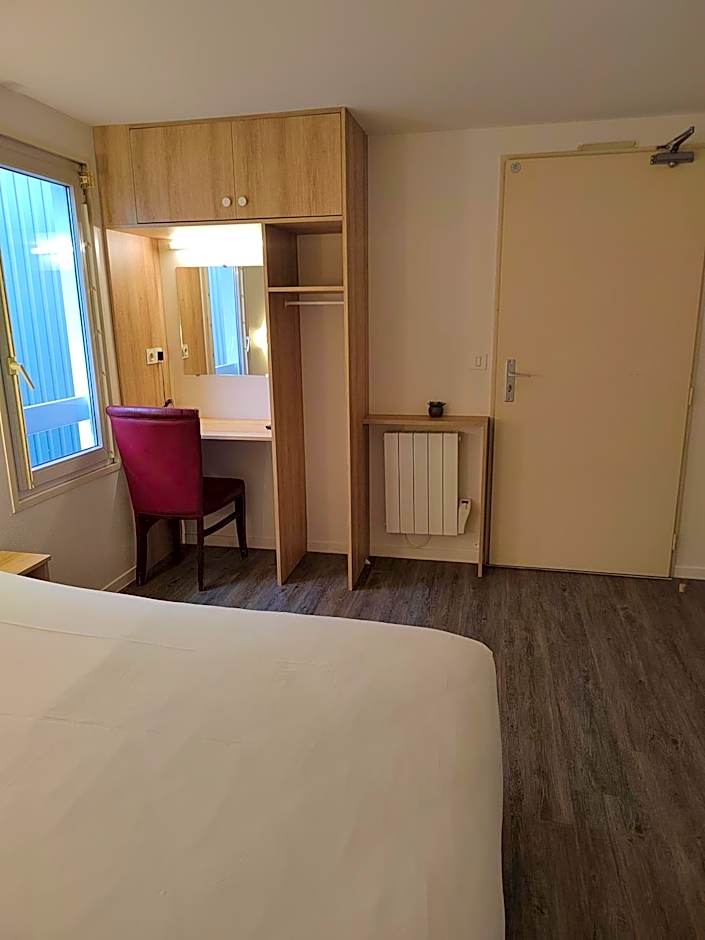 FASTHOTEL PARIS OUEST BOUAFLE