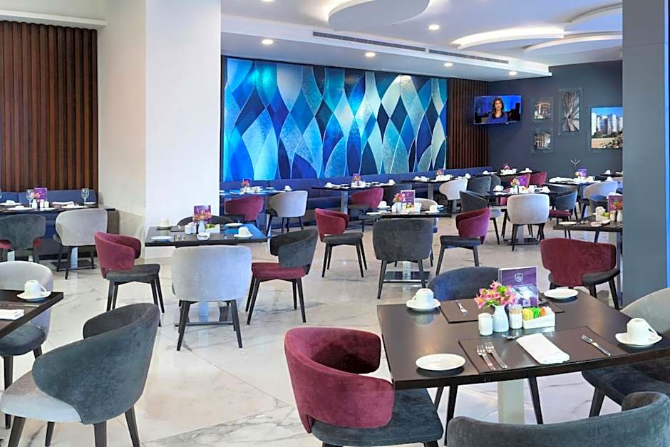 Hotel Guadalajara Country Club by HNF