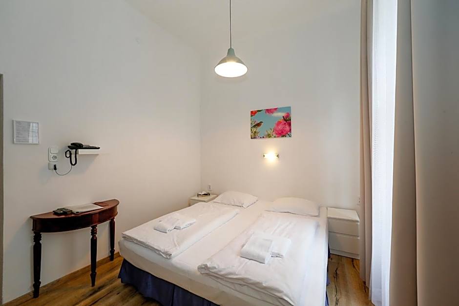 Timeout City Hotel, 5 min to city center, Self Check In