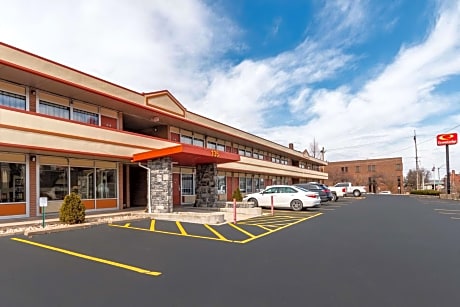 Econo Lodge