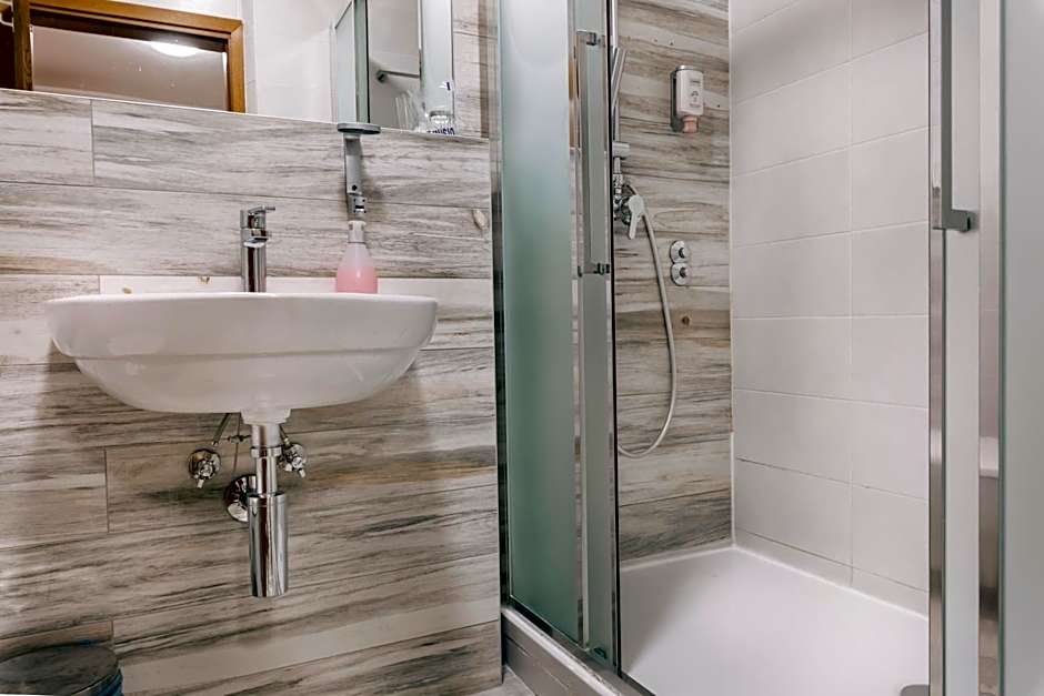 Veliki Garni Hotel