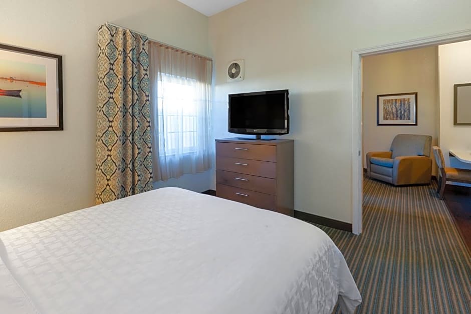 Candlewood Suites-West Springfield