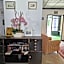 Chill 12 Guest House