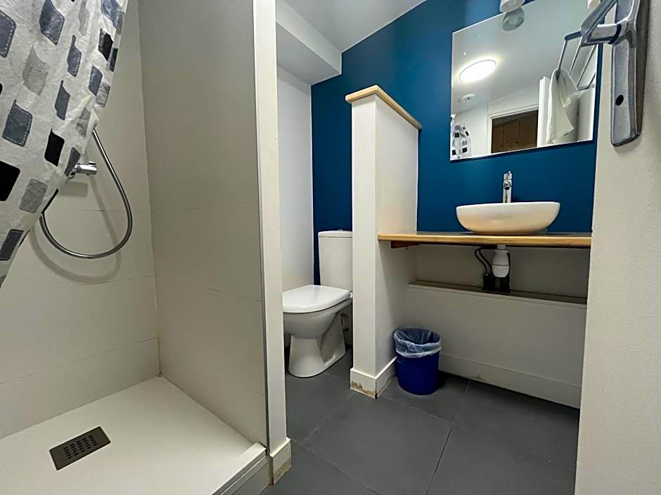 HOSTEL Les Bois Verts - Les Herbiers
