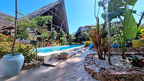 Salama & Mbuyuni Bungalows
