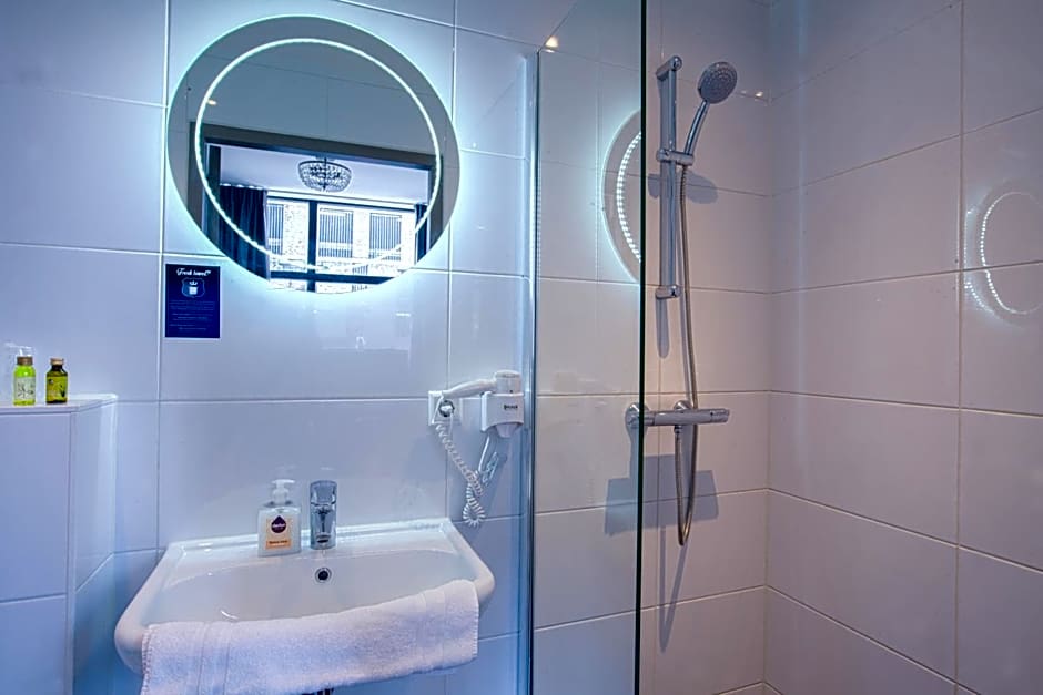 Kings Inn City Hostel