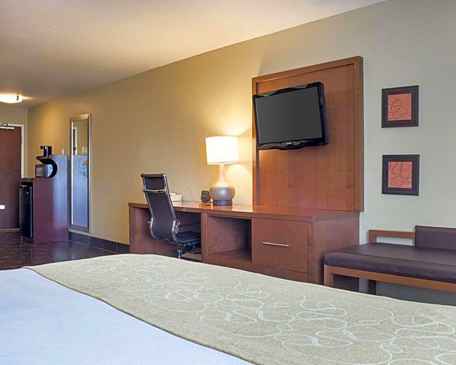 Comfort Suites Minot