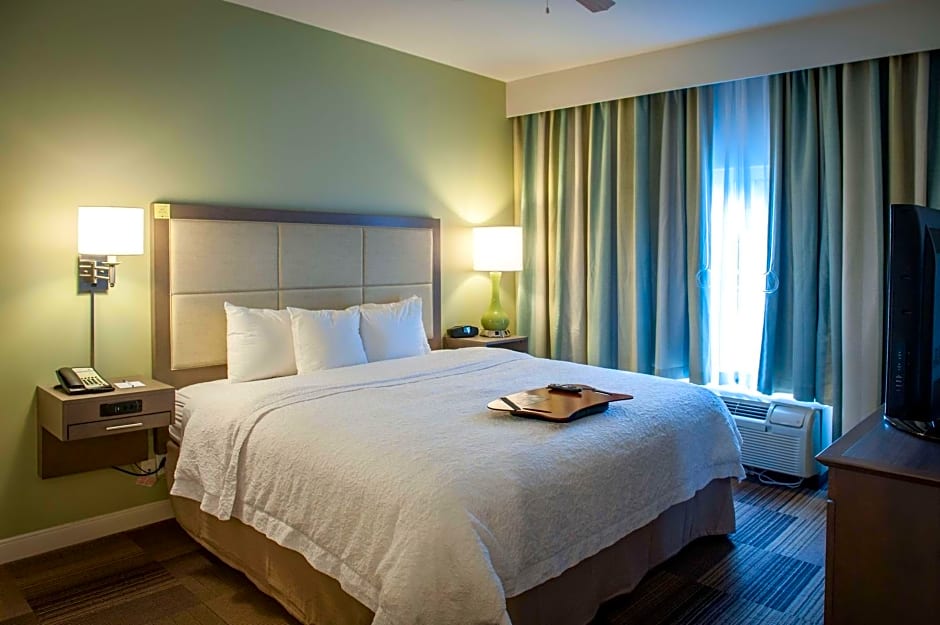 Hampton Inn By Hilton And Suites New Orleans-Elmwood