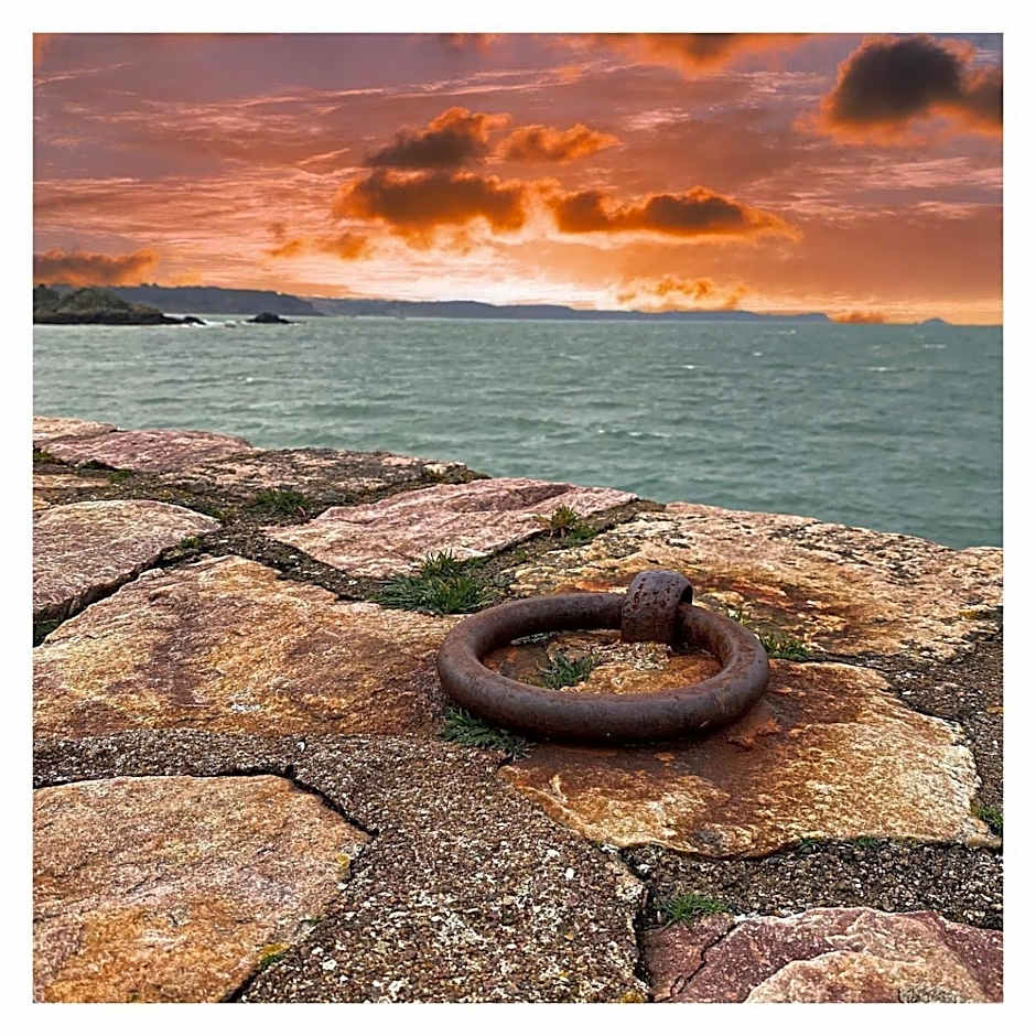 La Table De Jeanne - Hôtel & Restaurant