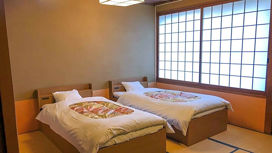 Togurakamiyamadaonsen Shunjyuan Kikusui Ryokan