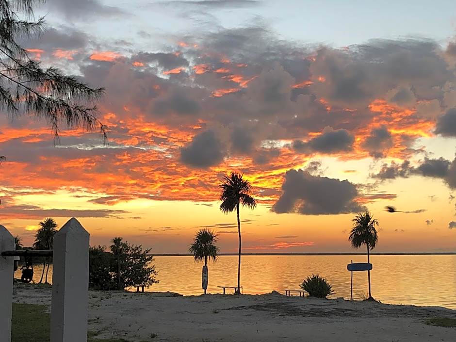 Ikarus Costa Mujeres Eco Lodge Sunset View