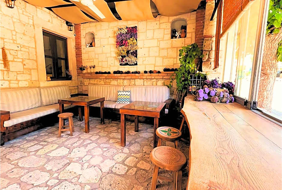 Alayaz Hotel