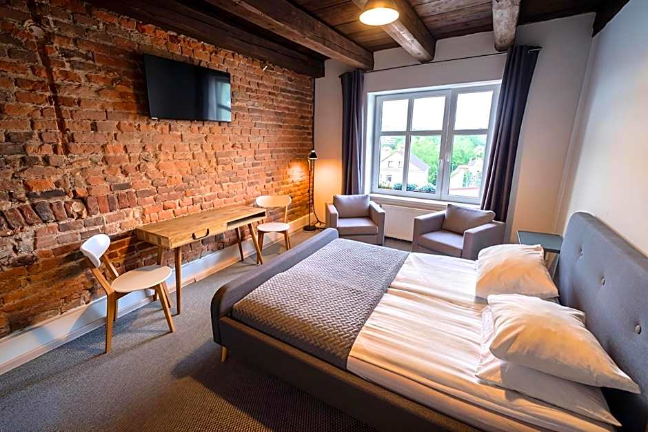 3 Bros' Hostel Cieszyn