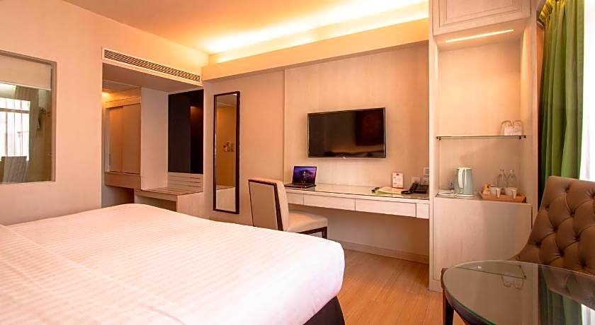 The Residence Rajtaevee Hotel