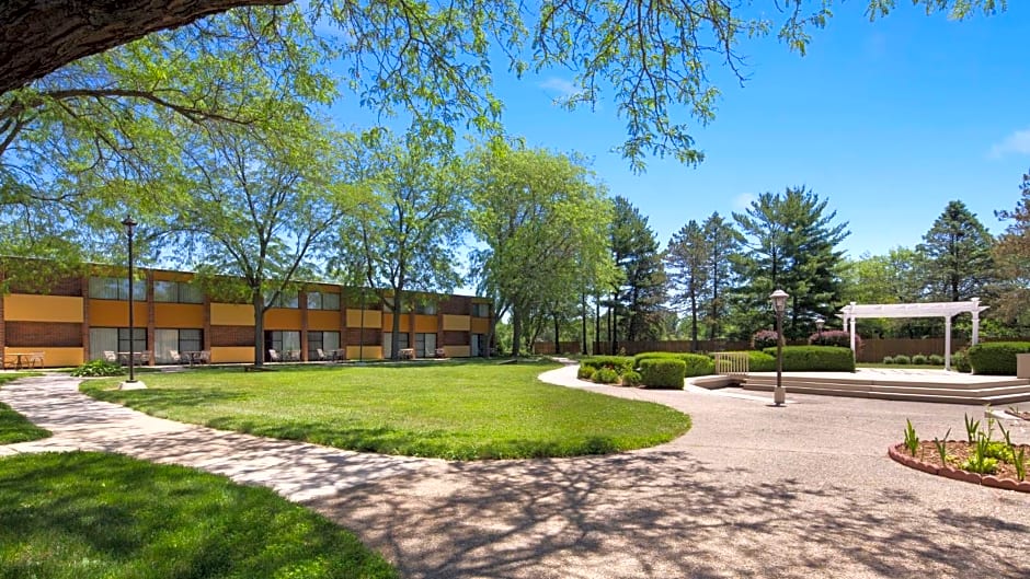 Best Western Prairie Inn & Conference Center