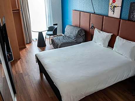 Double Room with Single Sofa Bed