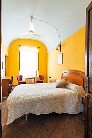 Twin Room with View