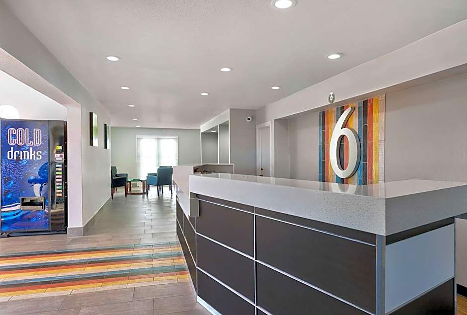 Studio 6-Denton, TX - UNT