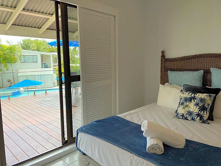 Beachfront Terraces with Onsite Reception & Check In