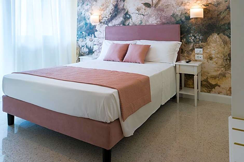 Guest House Train Station