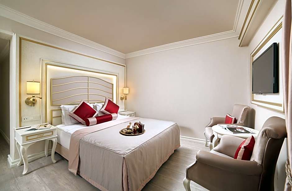 Photo 1 of 13 of Deluxe 1 Double Bed or 2 Beds, Balcony