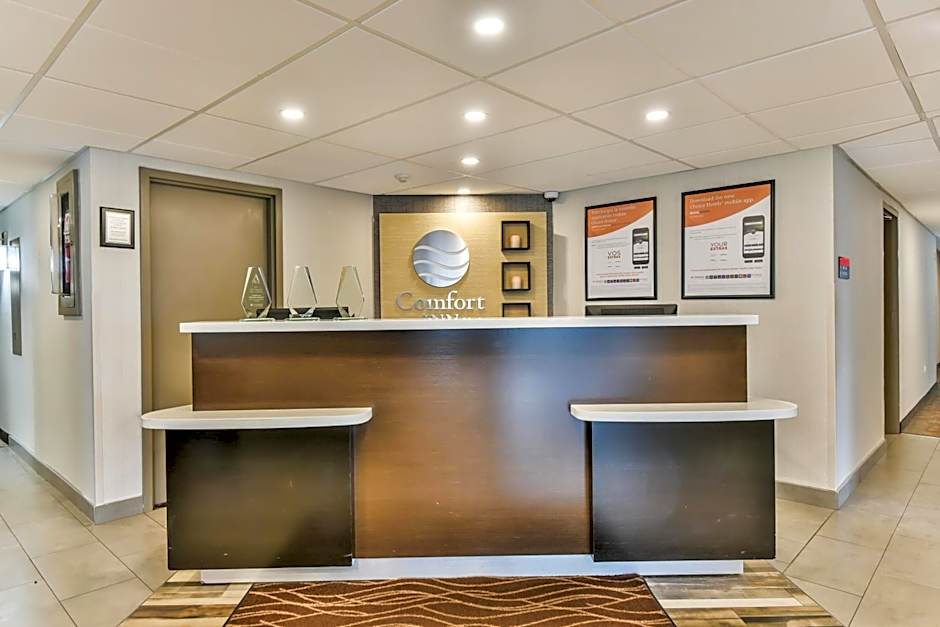 Comfort Inn Montreal Aeroport