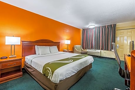 King Room - Accessible/Non-Smoking
