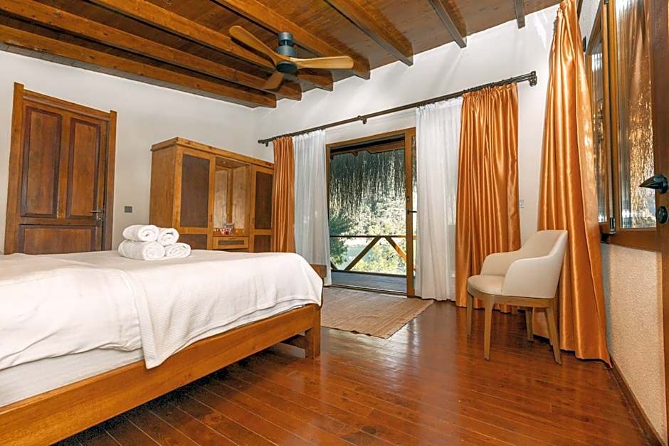 La Boheme Kabak Adults Only