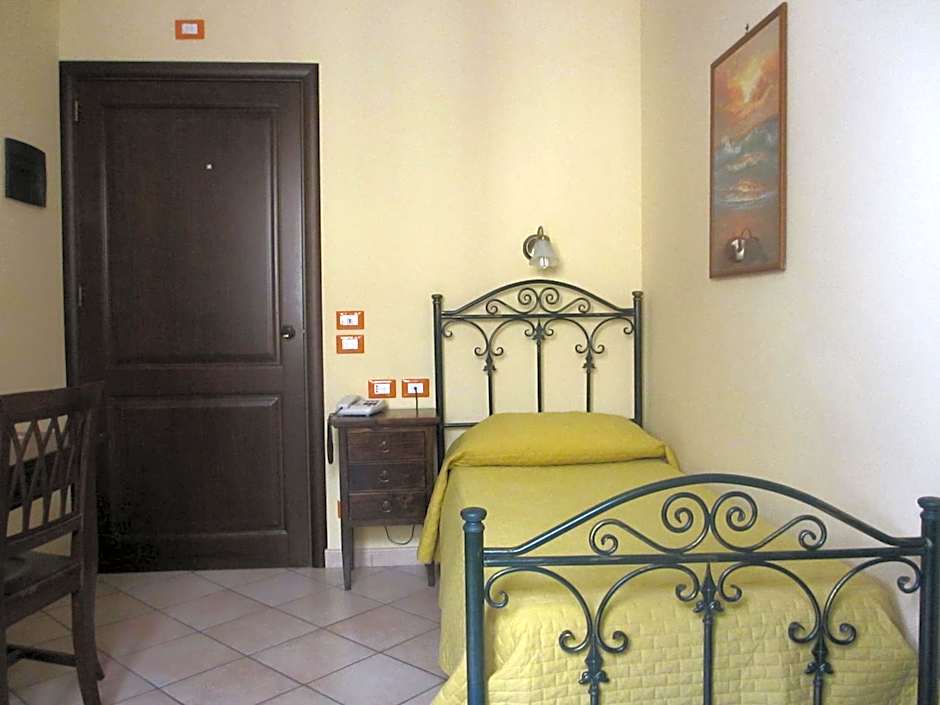 Hotel Columbia