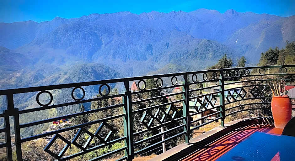 Vista Sapa Hotel