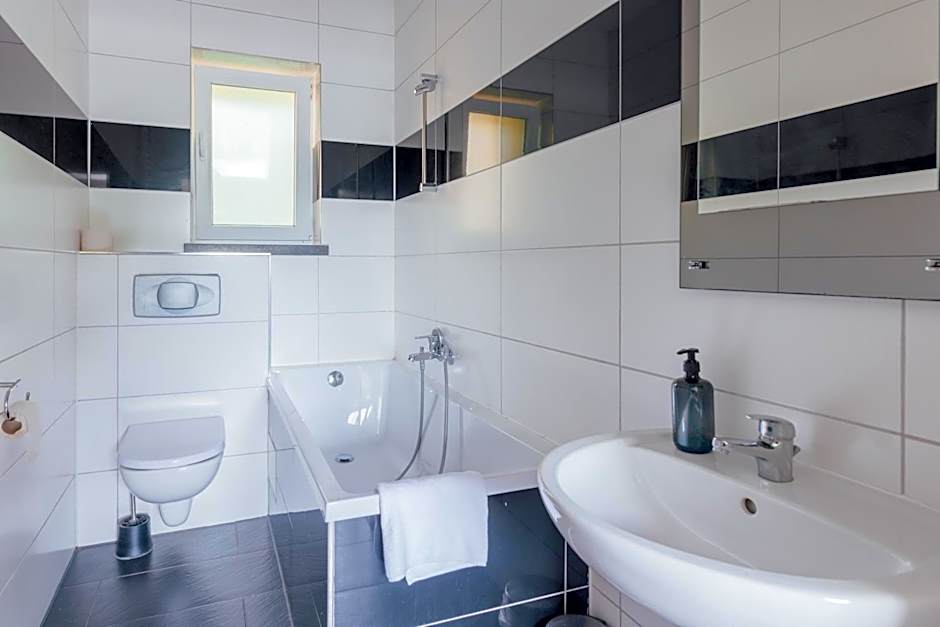 Hotel Hanseat Hamburg - Free Parking