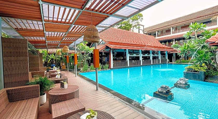Paku Mas Hotel