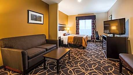 Best Western Plus Kenedy Inn