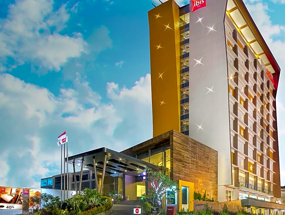Ibis Padang Hotel