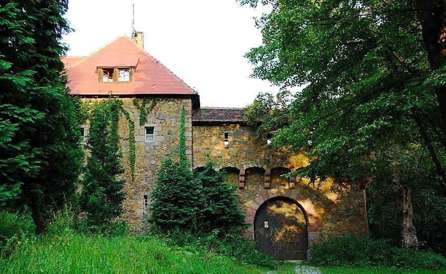 Hotel Przy Oślej Bramie - Zamek Książ