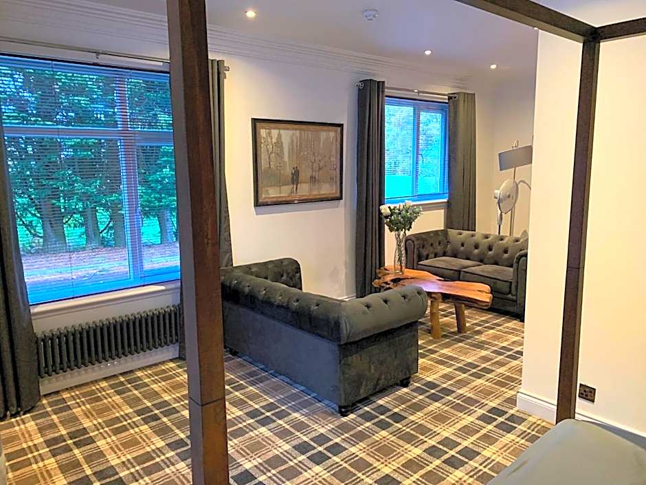 Crowwood Hotel and Alba Restaurant