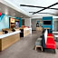 avid hotels - Macon North By IHG
