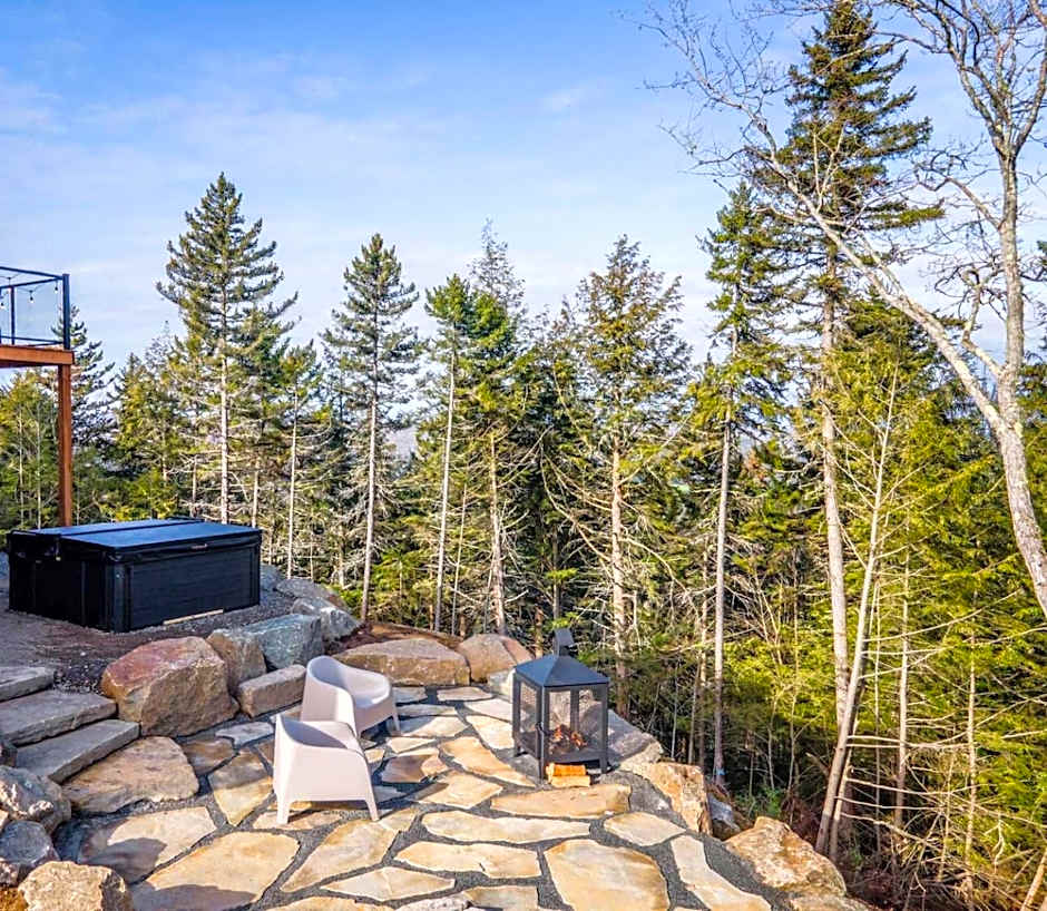 Chalet Xo Tremblant - 5brs, Private Baths, Spa, Sauna & Rooftop