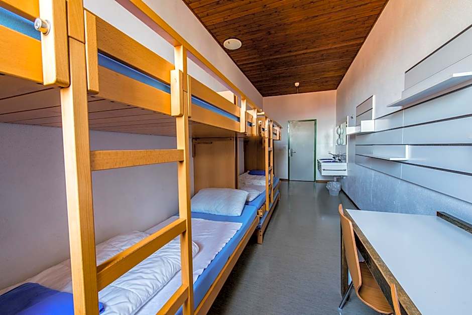 Ostello Montebello - Bellinzona Youth Hostel