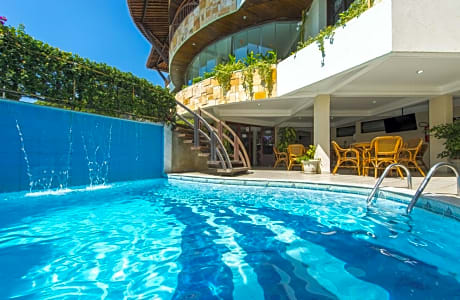 Divi-Divi Praia Hotel