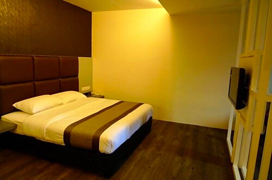 Hotel Austin Paradise