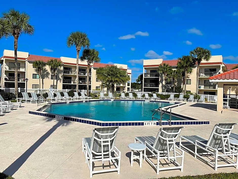Ocean Village Club B-17