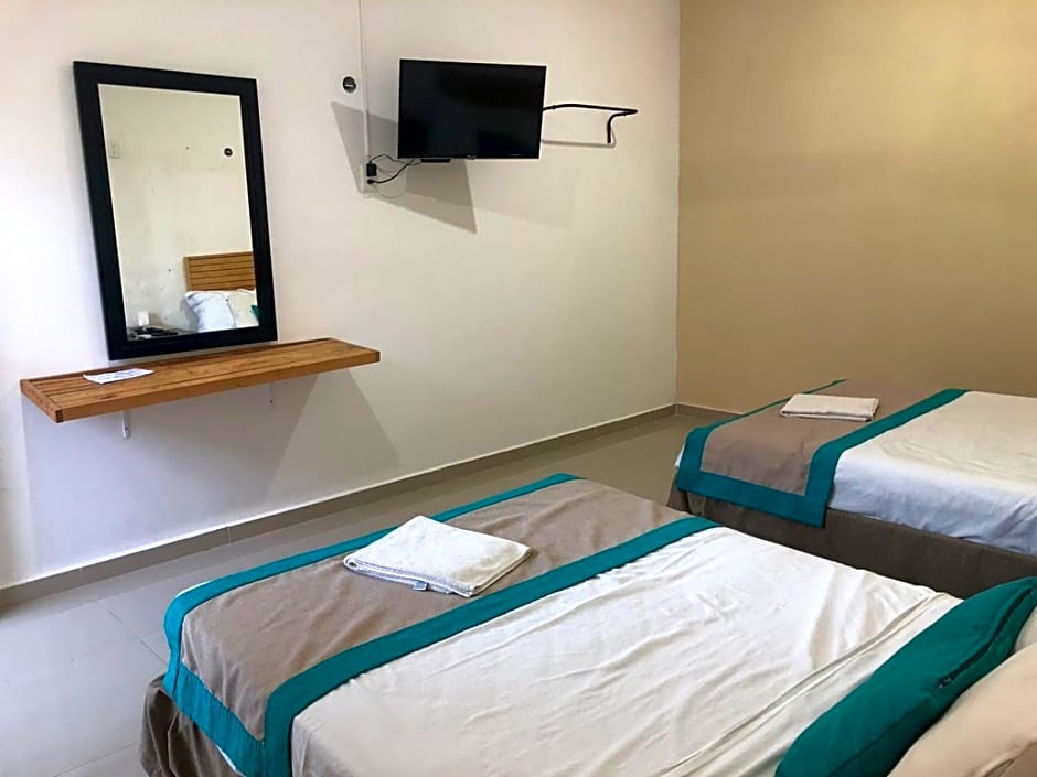 Hotel D´ATYI 10 Avenue