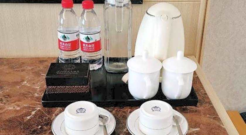 Yiyang Huatian Hotel