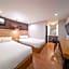 Two Y Hotel