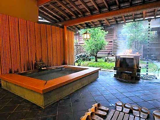 Awara Onsen Tsuruya