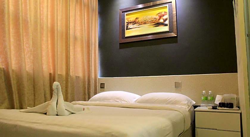 Putra One Avenue Hotel