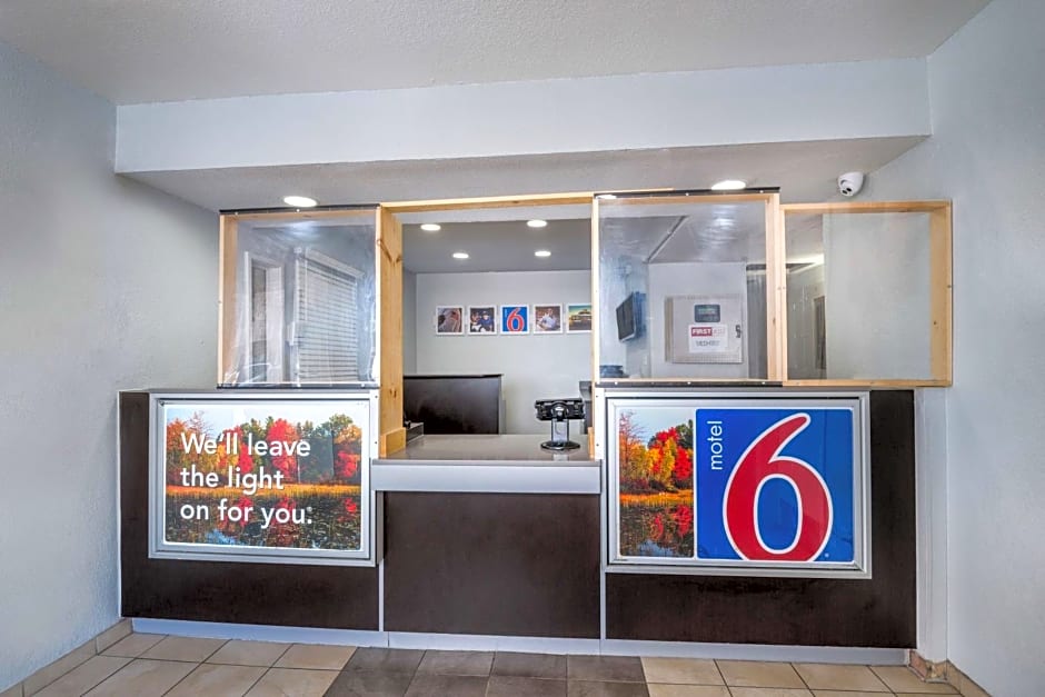 Motel 6-Sandston, VA - Richmond, Va